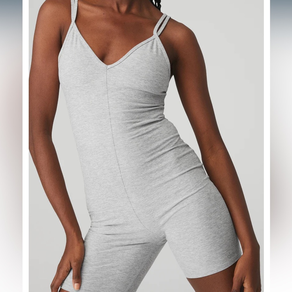 Alo soft Suns Out Onesie size XS, heather grey. Worn once, in perfect condition!